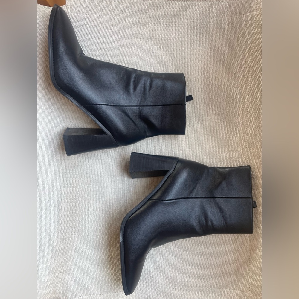 BILLINI Scorpio Black Leather Block Heel Ankle Boots 9 - Picture 5 of 6